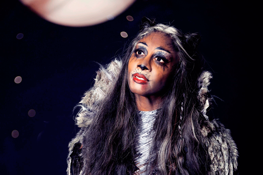 Beverley Knight as Grizabella in Cats (Photo: Matt Crockett)