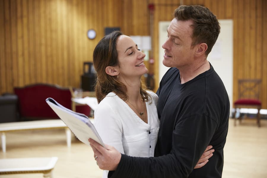 Lydia Leonard and Toby Stephens in rehearsal for Oslo (Photo: Brinkhoff/Mögenberg)